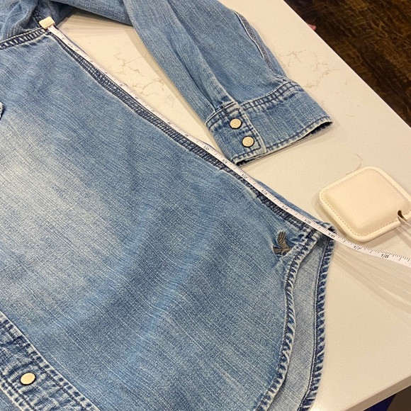 American Eagle Outfitters Vintage Denim pearl snap Shirt - Picture 8 of 8